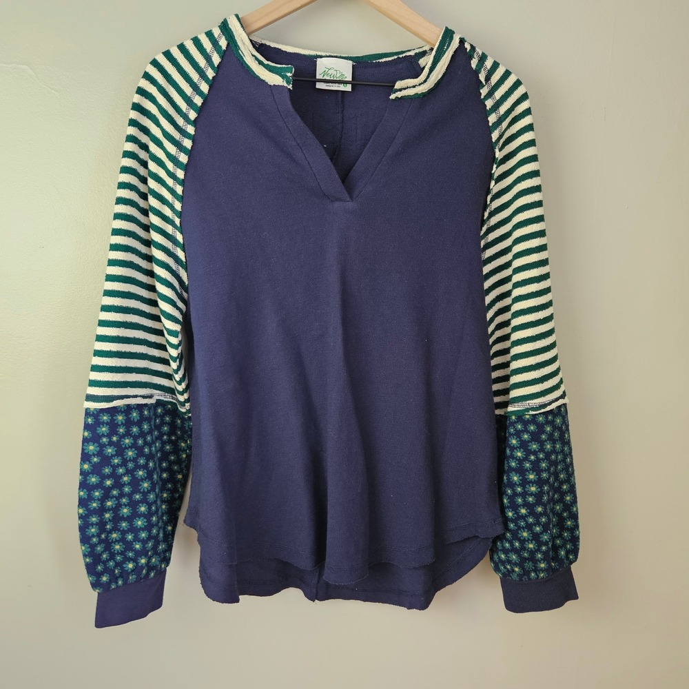 Boutique New‎ Me Mixed Print Henley Sz S Navy Blue Green Stripe Floral Top Shirt